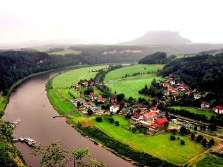 suiza-sajona-1.jpg        