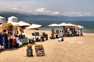 puerto-vallarta-playa.jpg