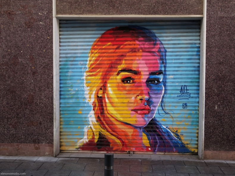graffitis en gracia. barcelona