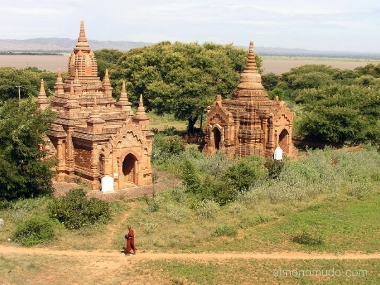 Templos en Bagan.Myanmar. Birmania