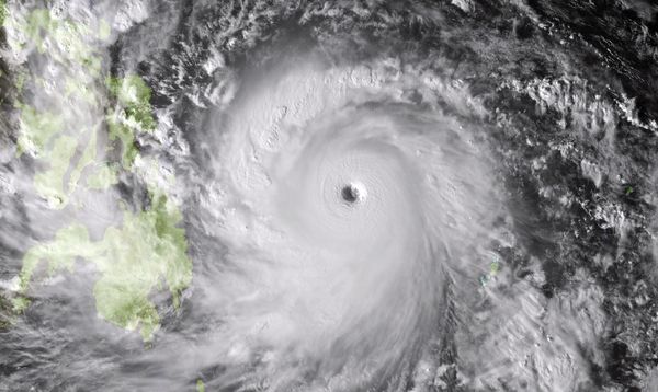 monster typhoon philippines haiyan